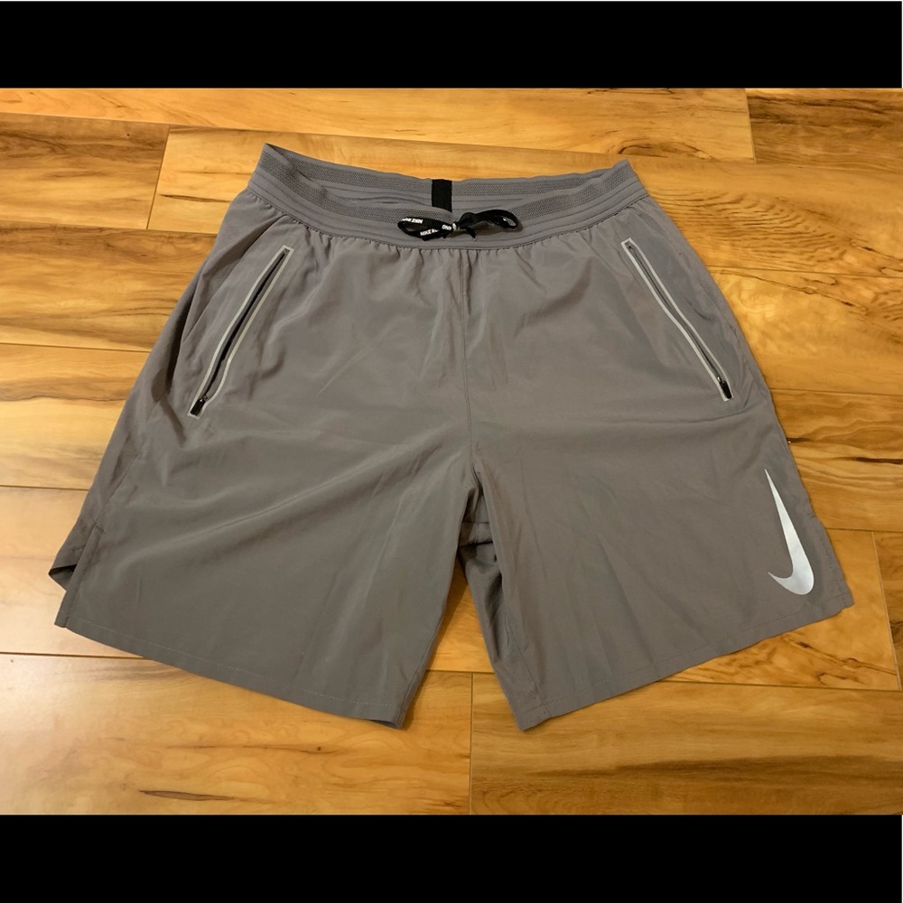 Nike Flex Stride Short - Size Medium